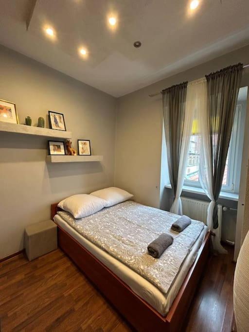 Big Apart - Rynek 8 - Nice View - 3 Rooms - 9 People Wroclaw Exterior photo
