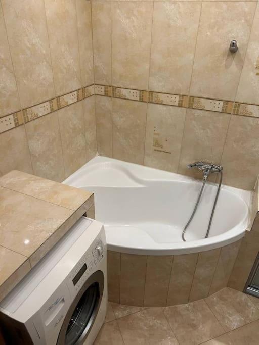 Big Apart - Rynek 8 - Nice View - 3 Rooms - 9 People Wroclaw Exterior photo