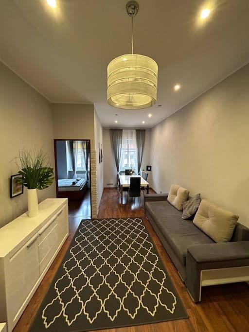 Big Apart - Rynek 8 - Nice View - 3 Rooms - 9 People Wroclaw Exterior photo